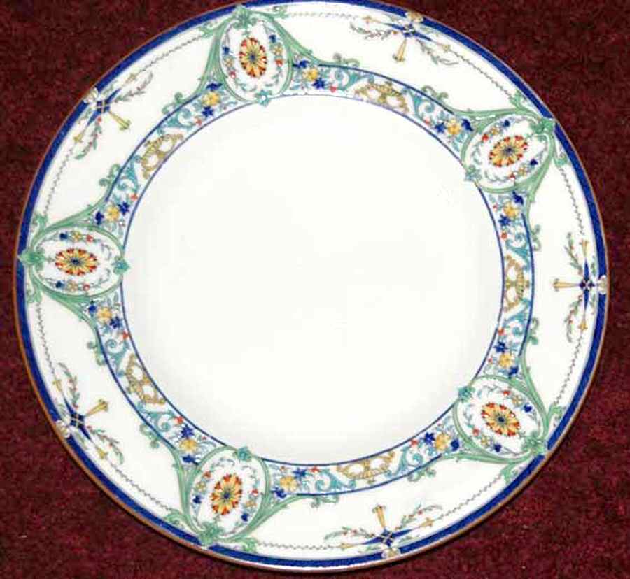 C2671-3 Dinner Plate by Royal Worcester-1