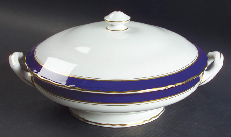 Cavendish Blue Round Covered Vegetable by Royal Worcester-1
