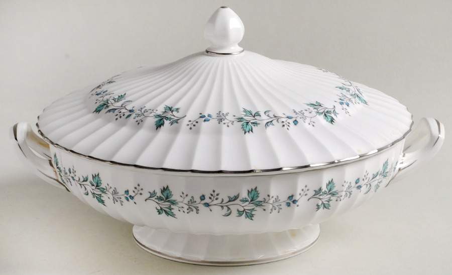 Chapel Hill Round Covered Vegetable by Royal Worcester-1