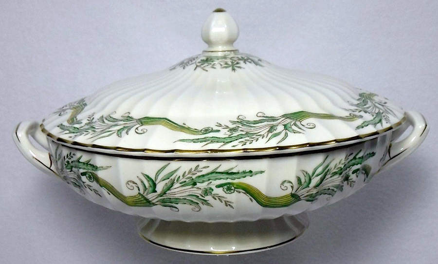 Collingwood Round Covered Vegetable by Royal Worcester-1