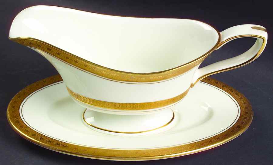 Coronet Gravy Boat & Underplate by Royal Worcester-1
