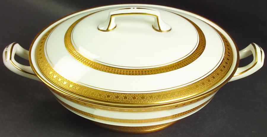 Coronet Round Covered Vegetable by Royal Worcester-1