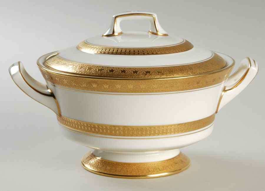 Coronet Sauce Boat No Underplate by Royal Worcester-1