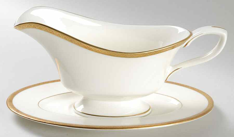 Coventry Gravy Boat & Underplate by Royal Worcester-1
