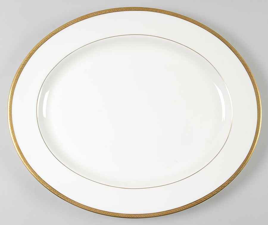 Coventry 15" Oval Serving Platter by Royal Worcester-1