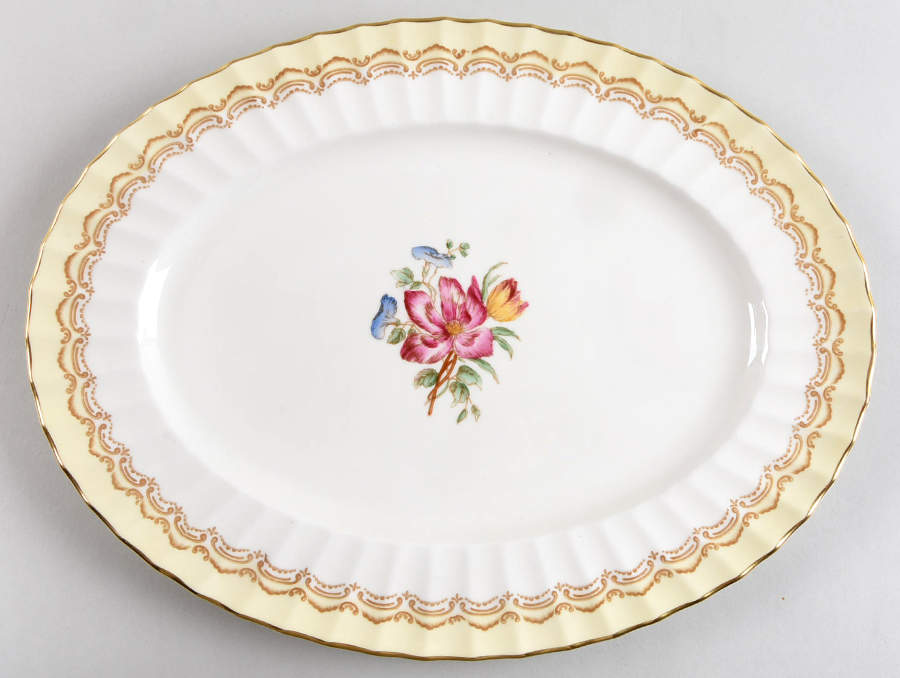 Cromwell 13" Oval Serving Platter by Royal Worcester-1
