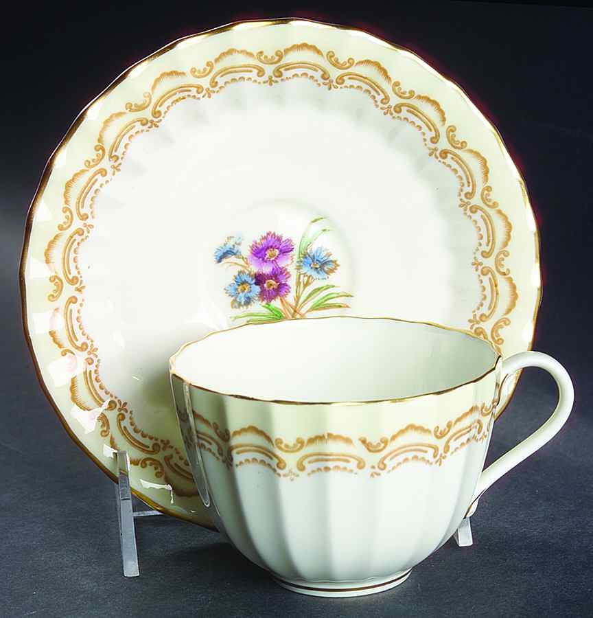 Cromwell Flat Cup & Saucer Set by Royal Worcester-1