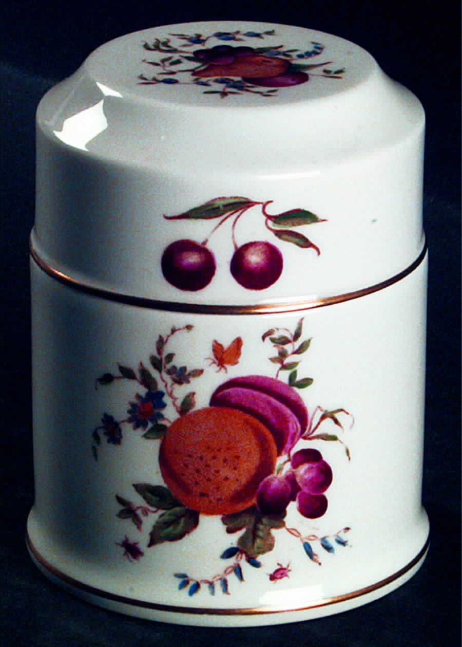 Delecta (Coburg Shape) Small Round Bon Bon & Lid by Royal Worcester-1