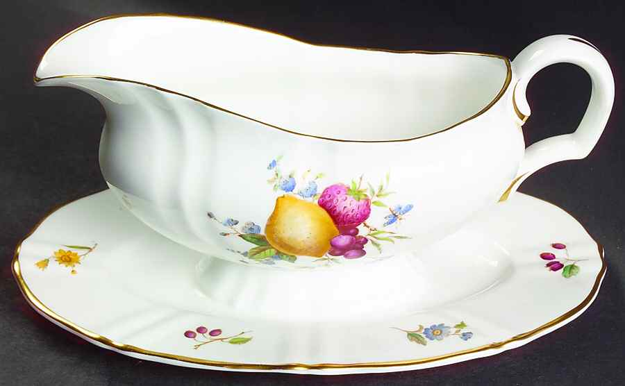 Delecta (Coburg Shape) Gravy Boat with Attached Underplate by Royal Worcester-1
