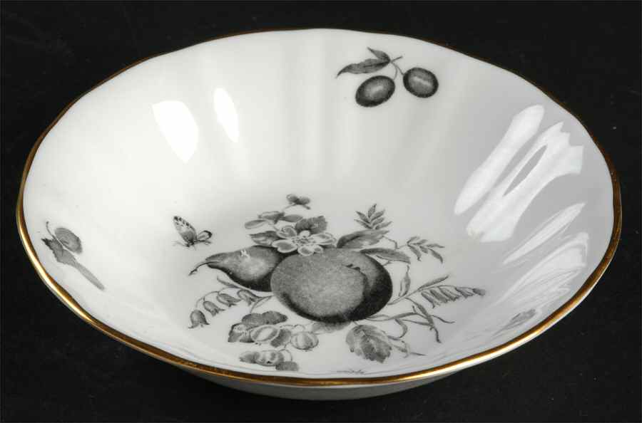 Delecta (Black Design) Fruit/Dessert (Sauce) Bowl by Royal Worcester-1