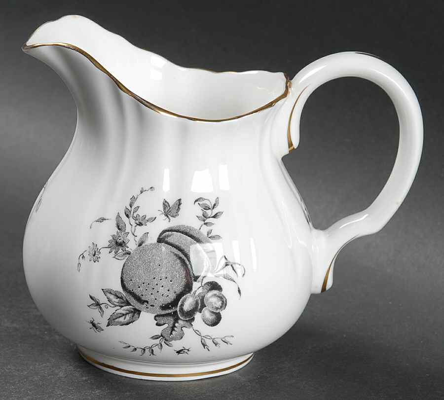 Delecta (Black Design) Creamer by Royal Worcester-1