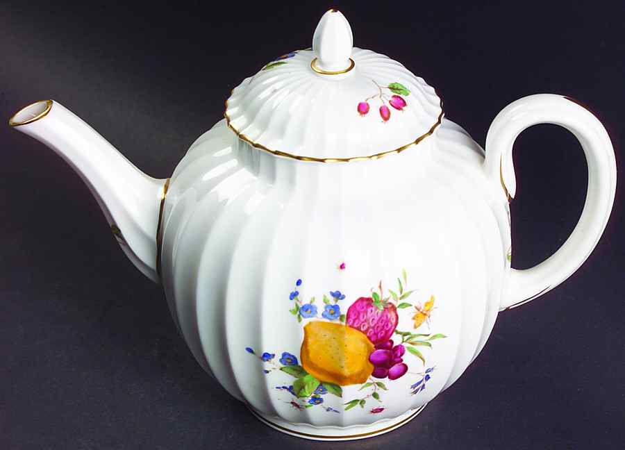 Delecta (Warmstry, Ribbed) Teapot & Lid by Royal Worcester-1