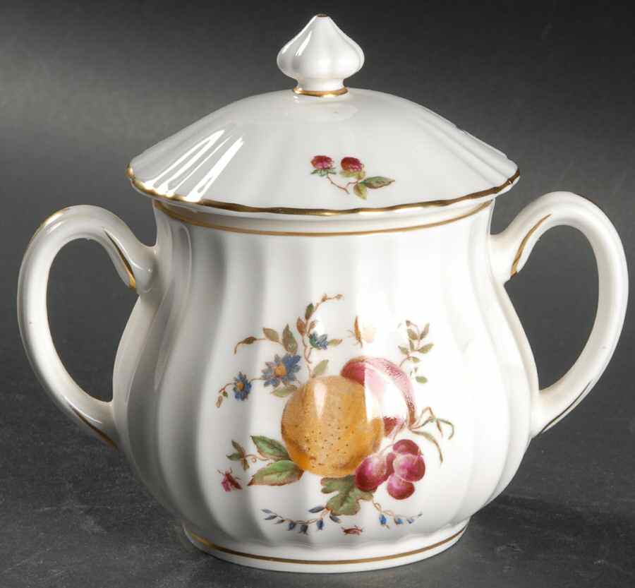 Delecta (Warmstry, Ribbed) Sugar Bowl & Lid by Royal Worcester-1