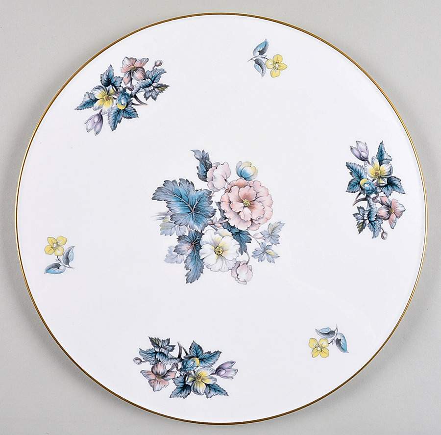 Dorchester (Scalloped, Z2637) Flat Cake Plate/Cheese Plate by Royal Worcester-1