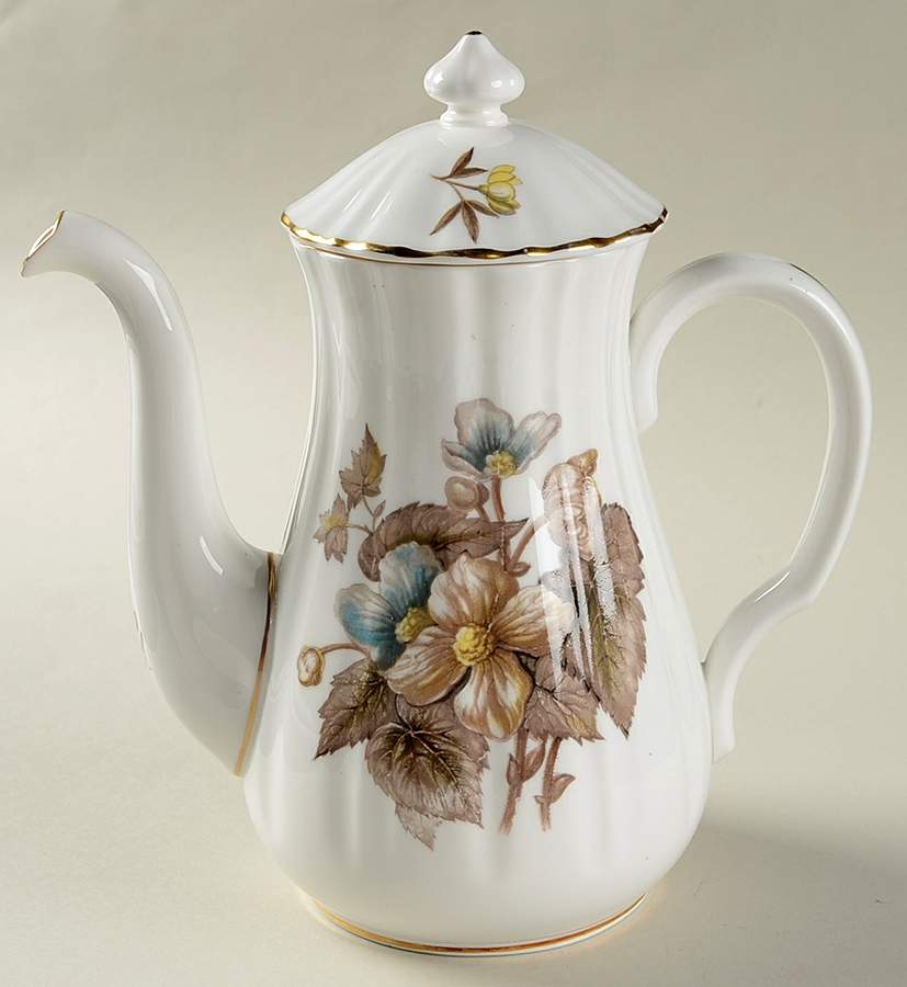 Dorchester (Scalloped, Z2637) Mini Coffee Pot & Lid by Royal Worcester-1