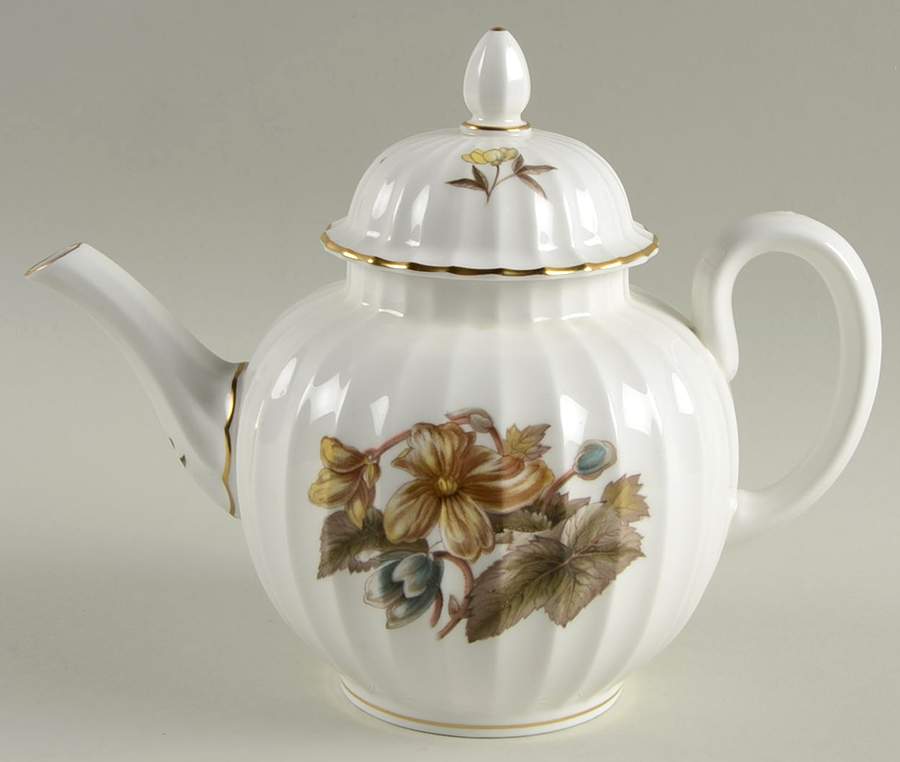 Dorchester (Fluted, Z2818) Small Teapot & Lid by Royal Worcester-1