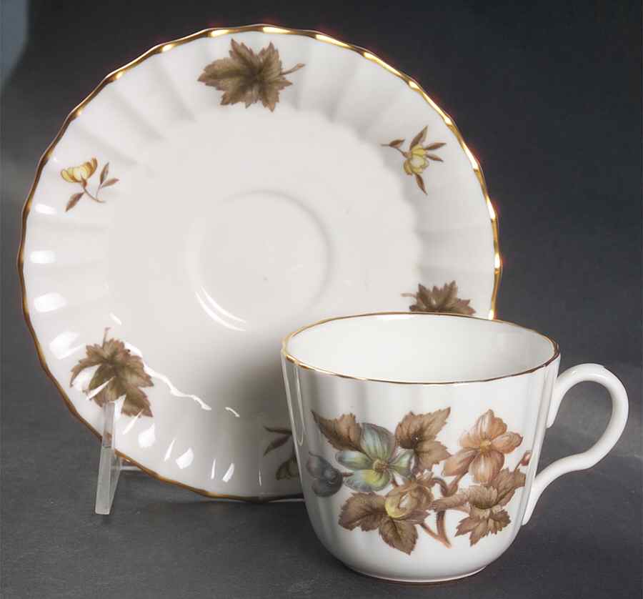 Dorchester (Fluted, Z2818) Flat Cup & Saucer Set by Royal Worcester-1
