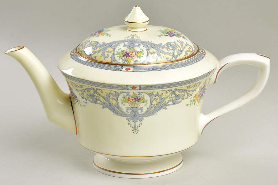 The Duchess Teapot & Lid by Royal Worcester-1