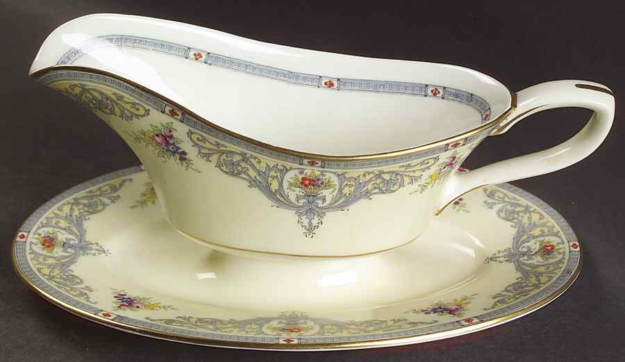 The Duchess Gravy Boat with Attached Underplate by Royal Worcester-1