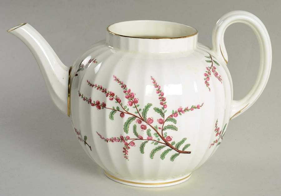 Dunrobin Teapot No Lid by Royal Worcester-1