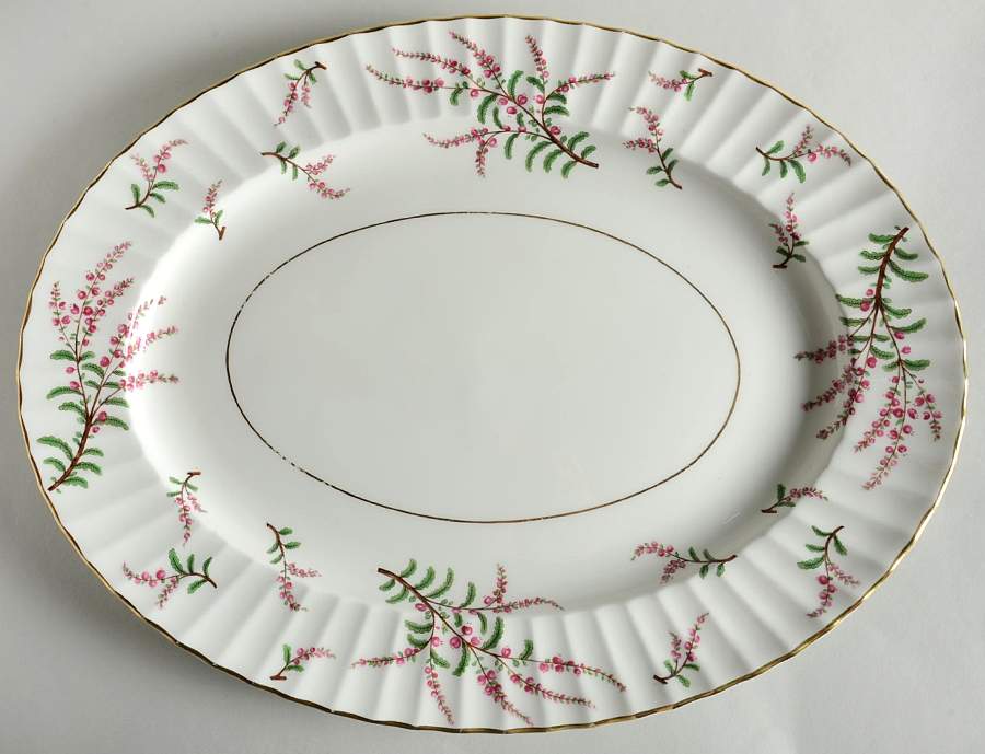Dunrobin 17" Oval Serving Platter by Royal Worcester-1