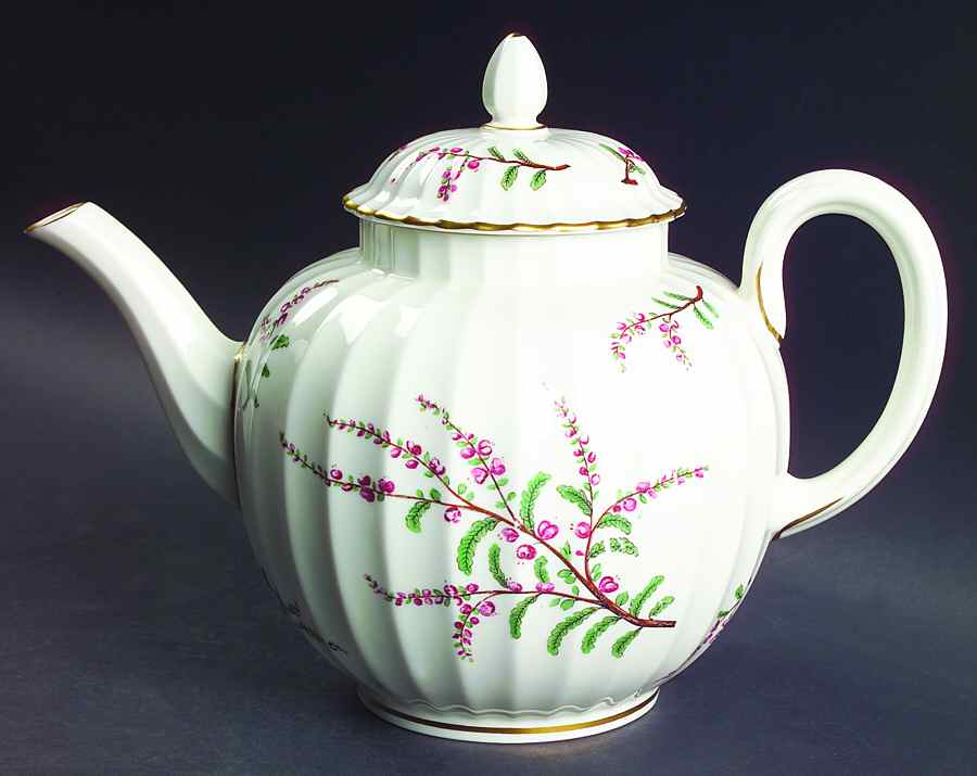 Dunrobin Teapot & Lid by Royal Worcester-1