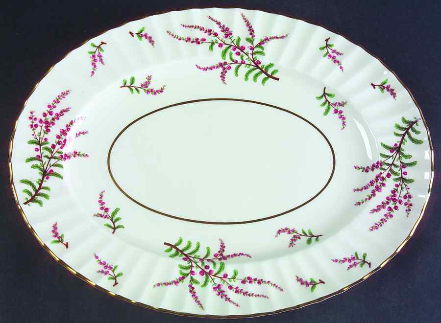 Dunrobin 13" Oval Serving Platter by Royal Worcester-1