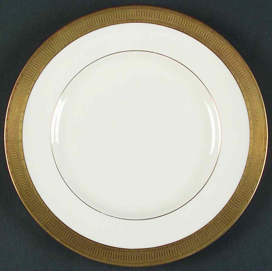 Durham Luncheon Plate by Royal Worcester-1