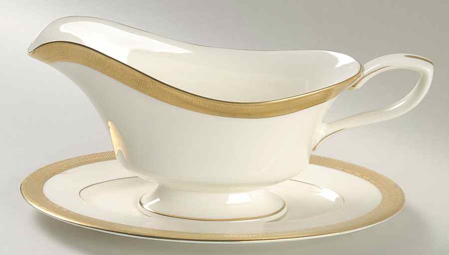 Durham Gravy Boat & Underplate by Royal Worcester-1