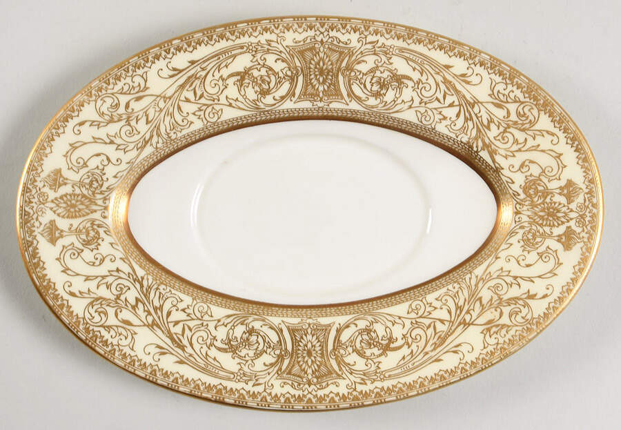 Embassy Cream Rim and Gold Underplate for Gravy Boat by Royal Worcester-1