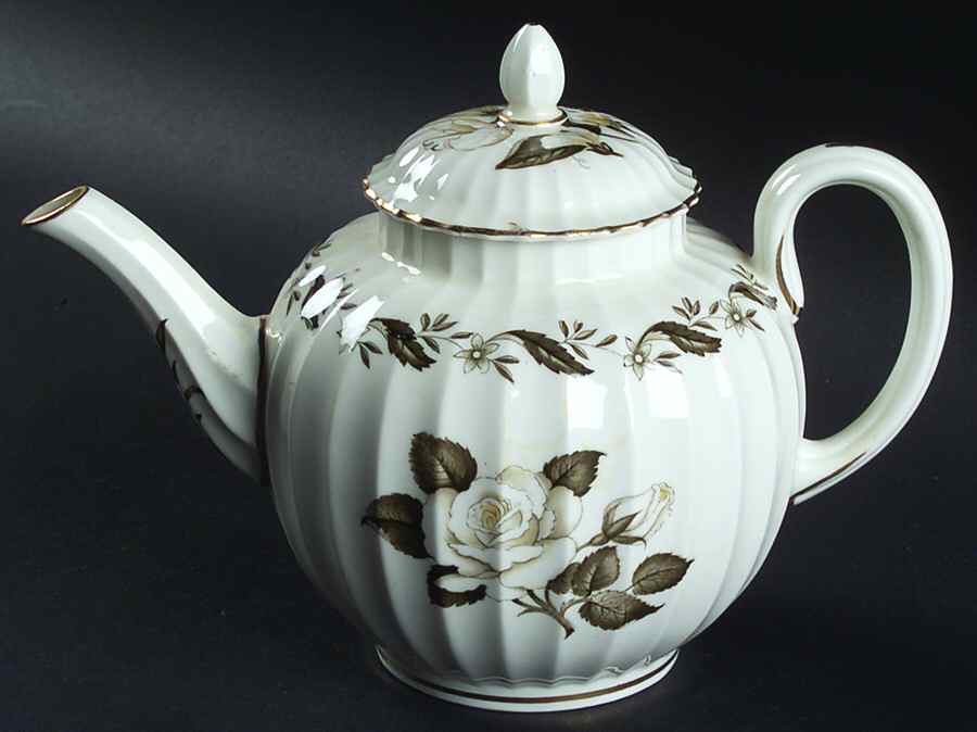 Engadine (No Inner Verge) Small Teapot & Lid by Royal Worcester-1