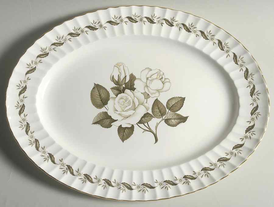 Engadine (No Inner Verge) 15" Oval Serving Platter by Royal Worcester-1