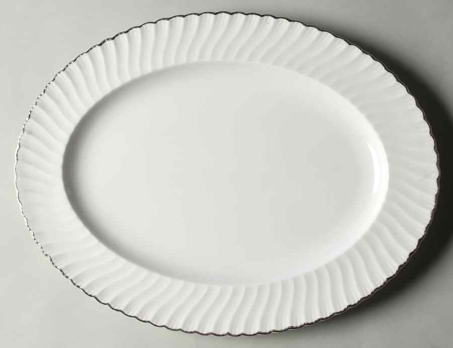 Engagement 15" Oval Serving Platter by Royal Worcester-1