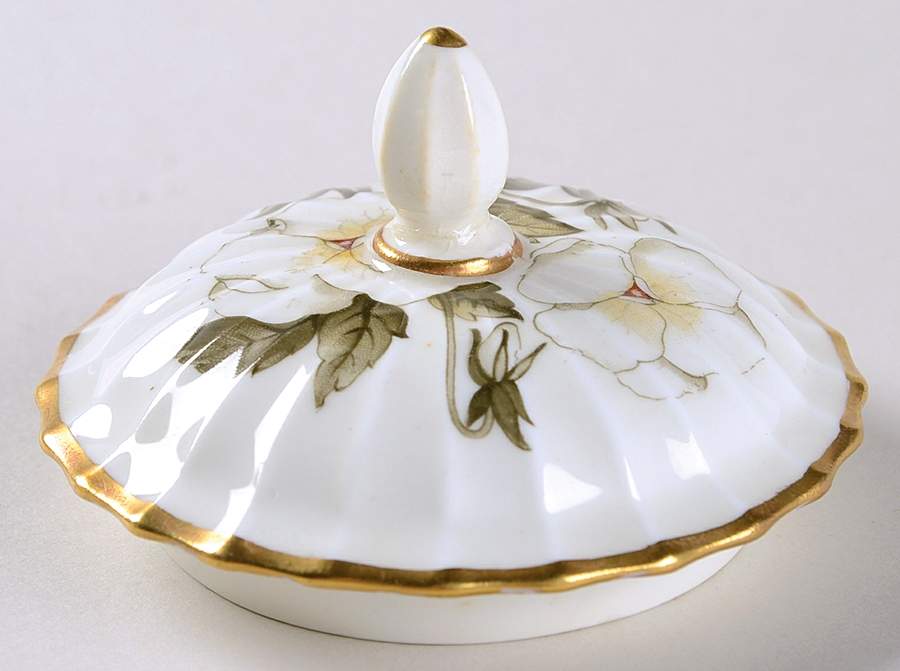 Engadine (Inner Verge) Lid for Sugar Bowl by Royal Worcester-1