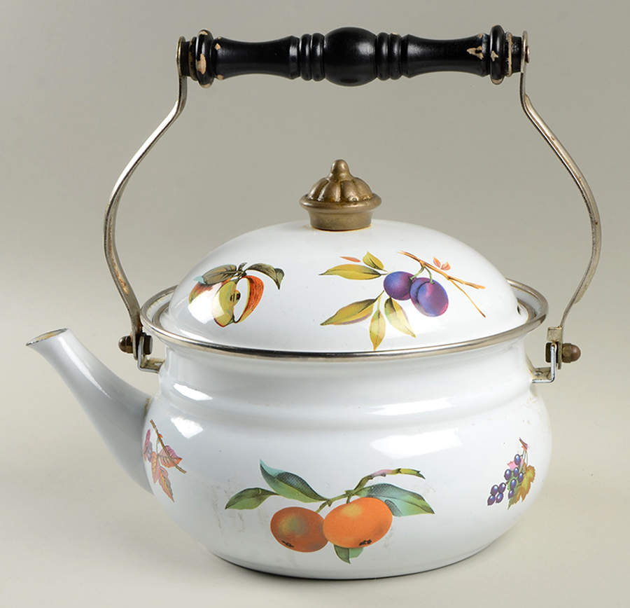Evesham Gold Metal Kettle & Lid by Royal Worcester-1