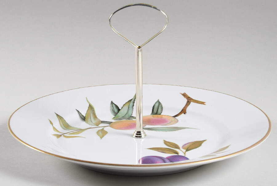 Evesham Gold Round Serving Plate with Handle (DP) by Royal Worcester-1