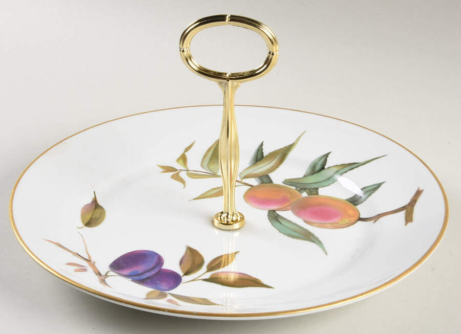 Evesham Gold Round Serving Plate with Handle (DP) by Royal Worcester-1