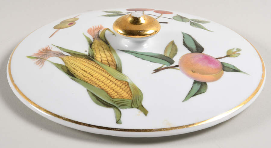 Evesham Gold Lid for 1.5 Qt Round Casserole by Royal Worcester-1