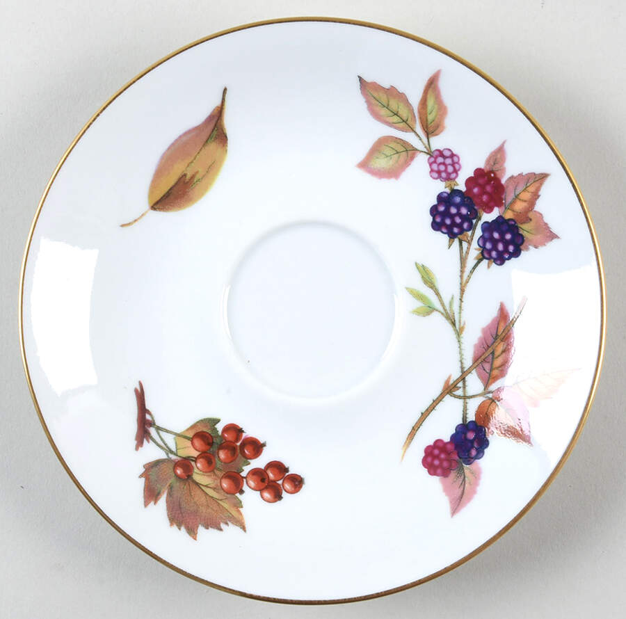 Evesham Gold Saucer for Flat Cup by Royal Worcester-1