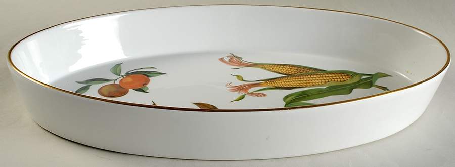 Evesham Gold 16" Oval Baker by Royal Worcester-1