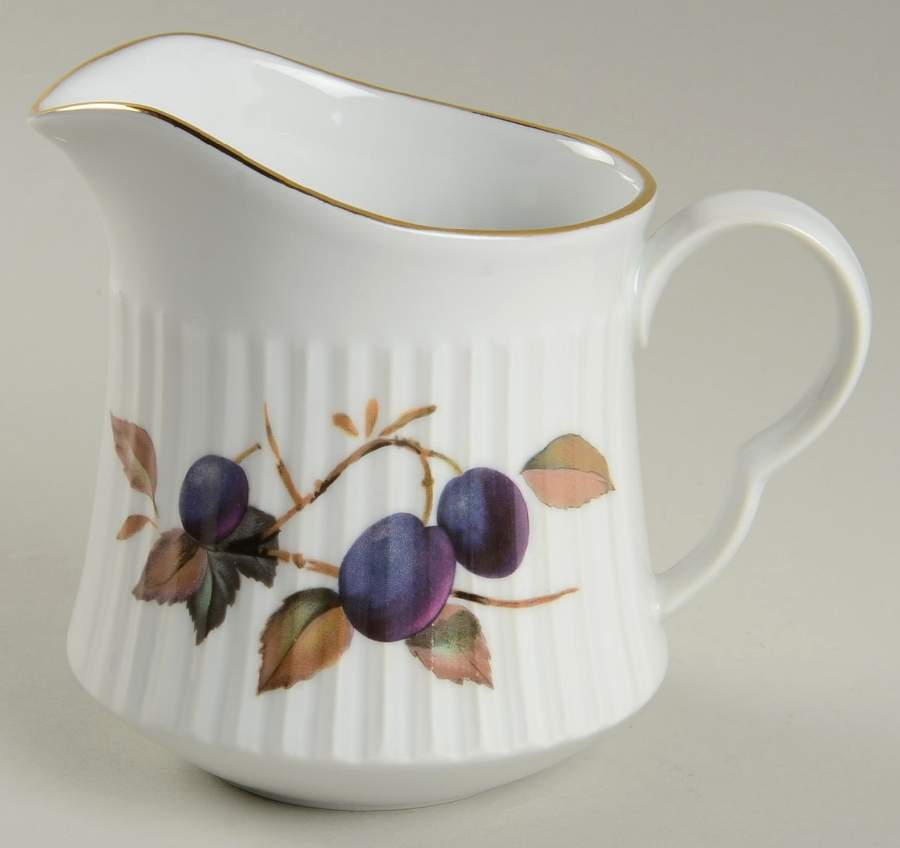 Evesham Gold Creamer by Royal Worcester-1