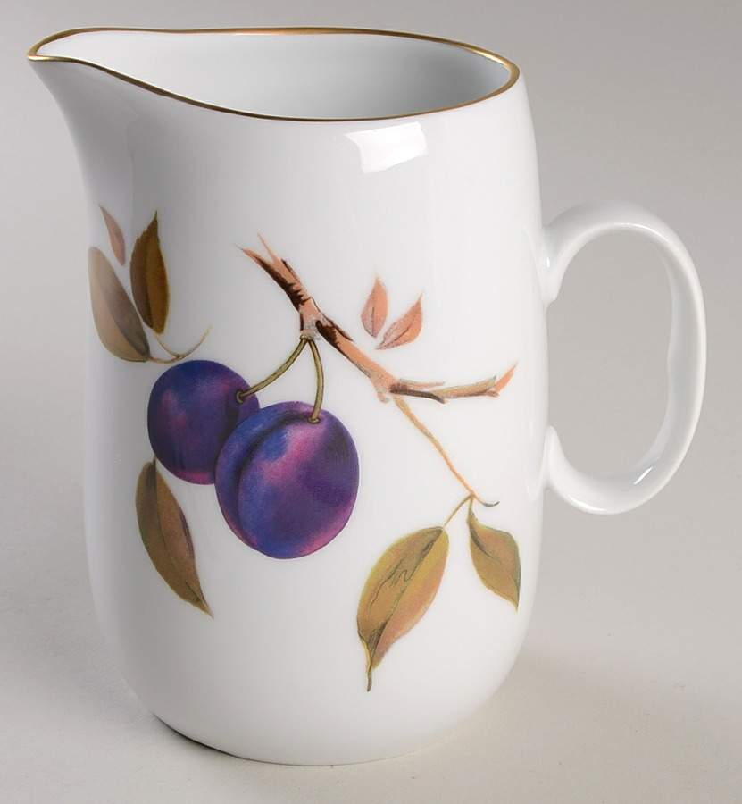Evesham Gold 24 Oz Jug by Royal Worcester-1