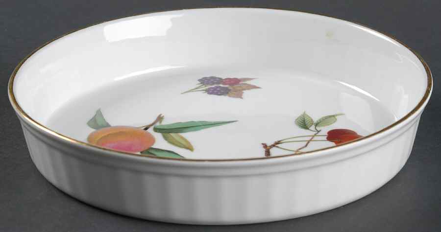 Evesham Gold 8" Round Flan by Royal Worcester-1