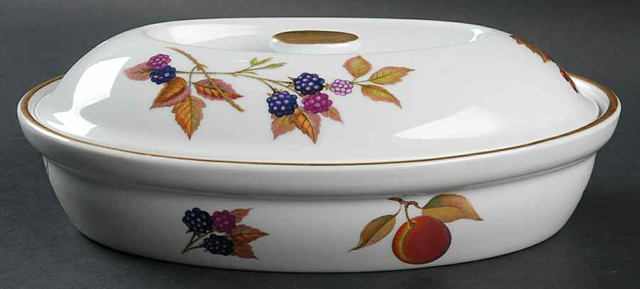 Evesham Gold 9" Oval Entree Dish & Lid by Royal Worcester-1