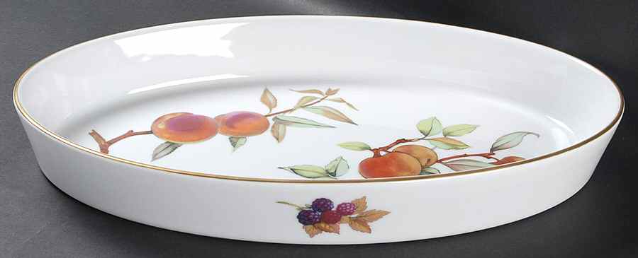 Evesham Gold 14" Oval Baker by Royal Worcester-1