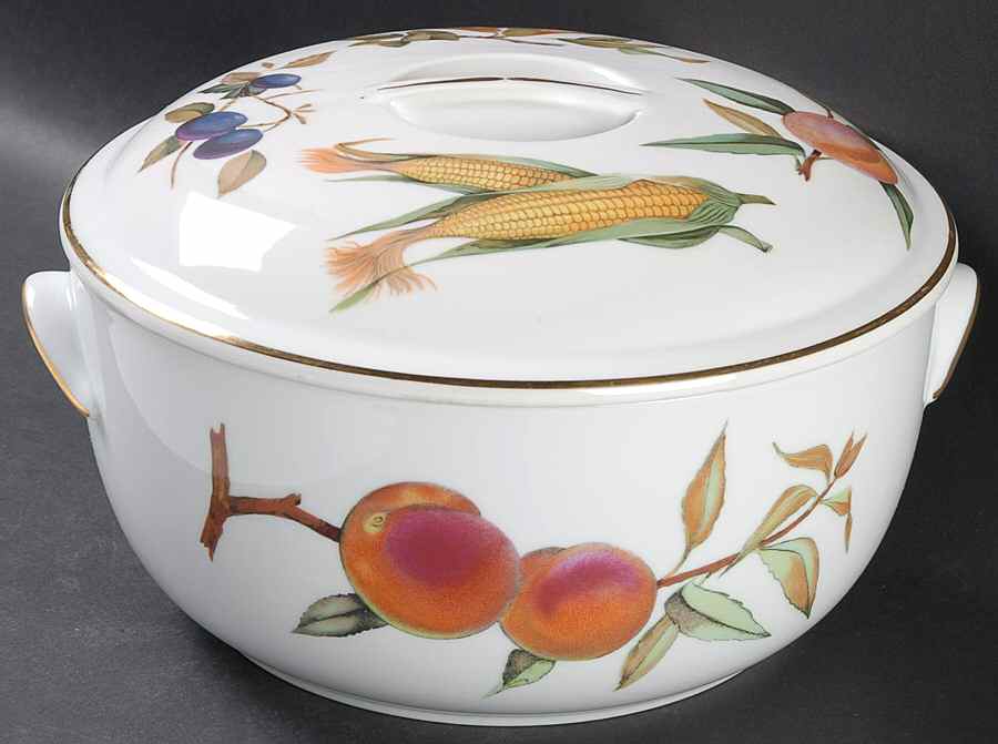 Evesham Gold 3 Quart Round Covered Casserole by Royal Worcester-1