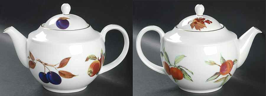 Evesham Gold Teapot & Lid by Royal Worcester-1