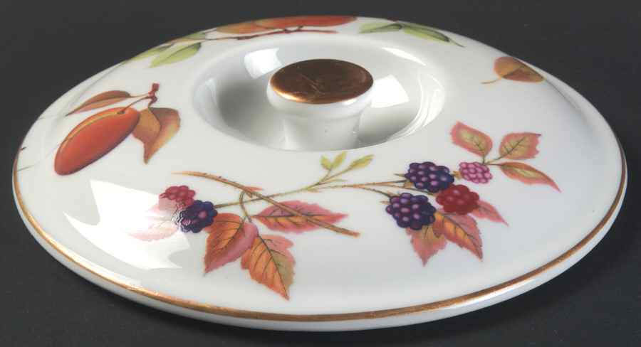 Evesham Gold Lid for 1 Qt Round Casserole by Royal Worcester-1