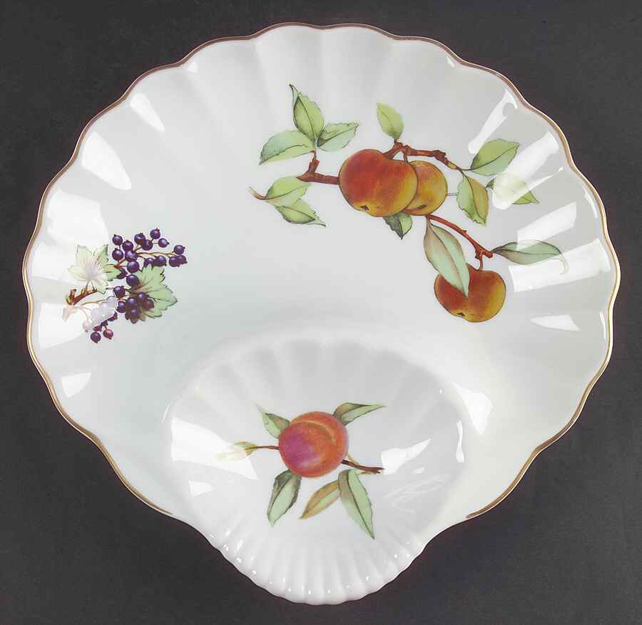 Evesham Gold 1 Piece Small Shell Crudite by Royal Worcester-1