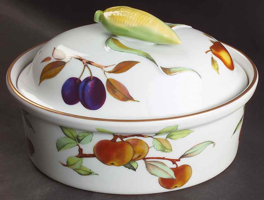 Evesham Gold 2 Quart Oval Covered Casserole by Royal Worcester-1
